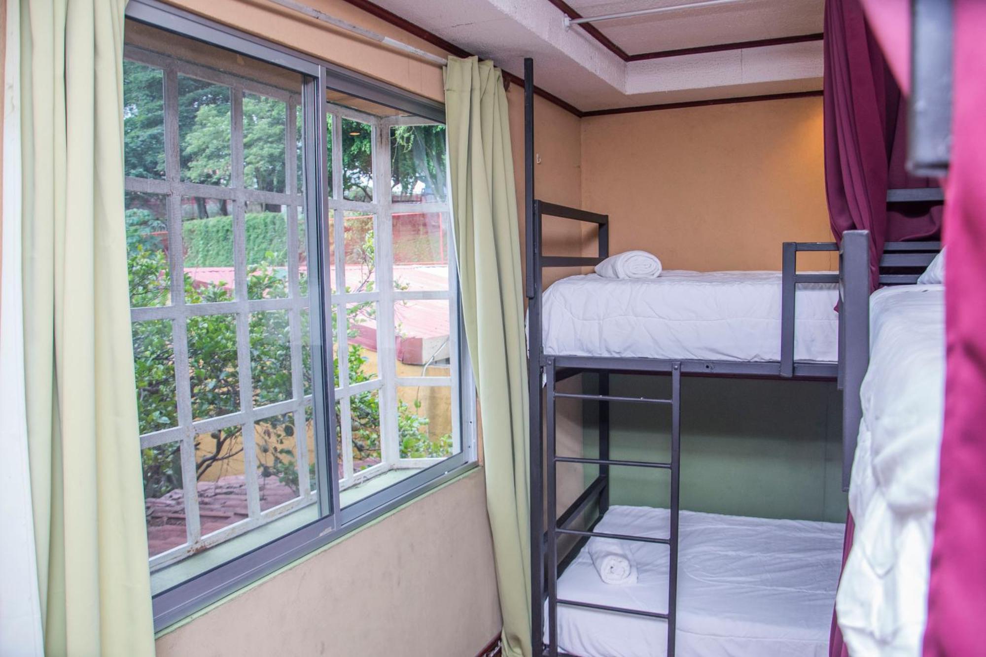 Gardens House, Airport Juan Santamaria, Alajuela, San Jose Hostel Kültér fotó