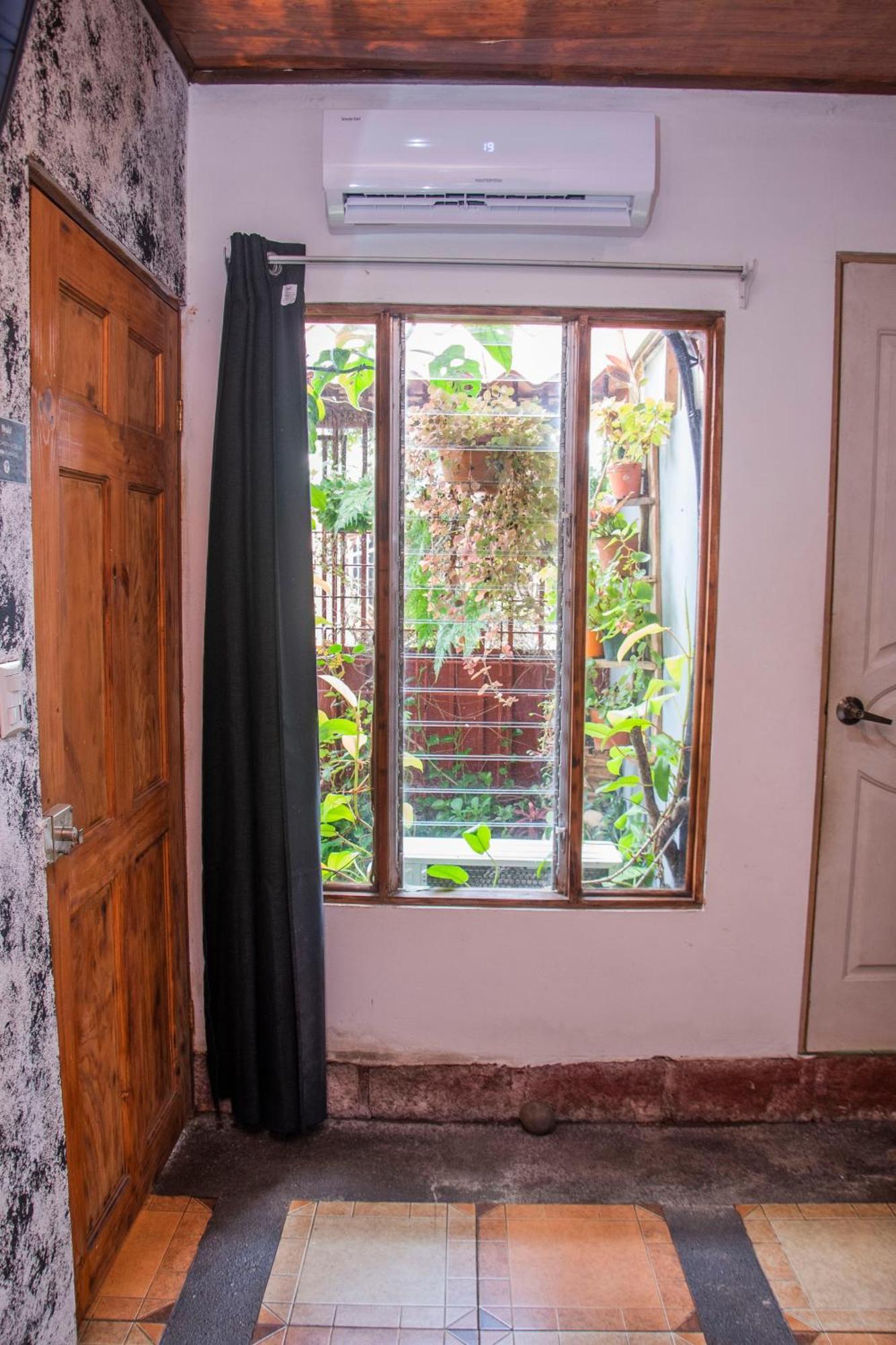Gardens House, Airport Juan Santamaria, Alajuela, San Jose Hostel Kültér fotó