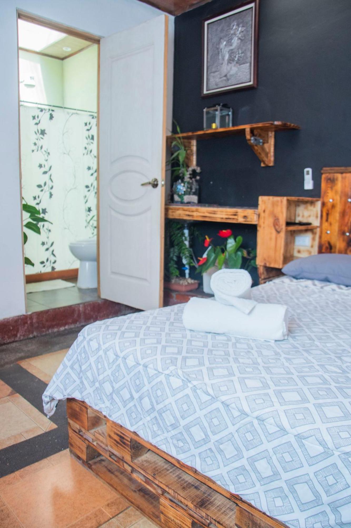 Gardens House, Airport Juan Santamaria, Alajuela, San Jose Hostel Kültér fotó